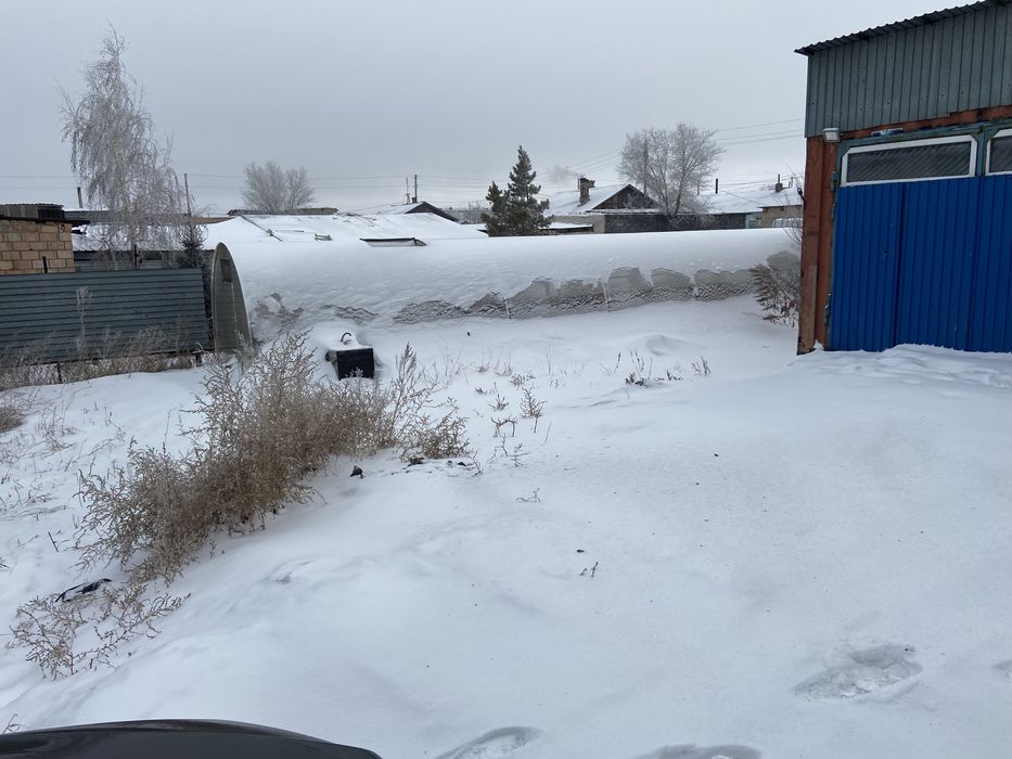 Продам дом с 3 боксами