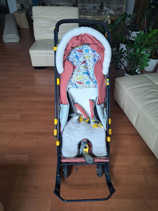 Санки продаються