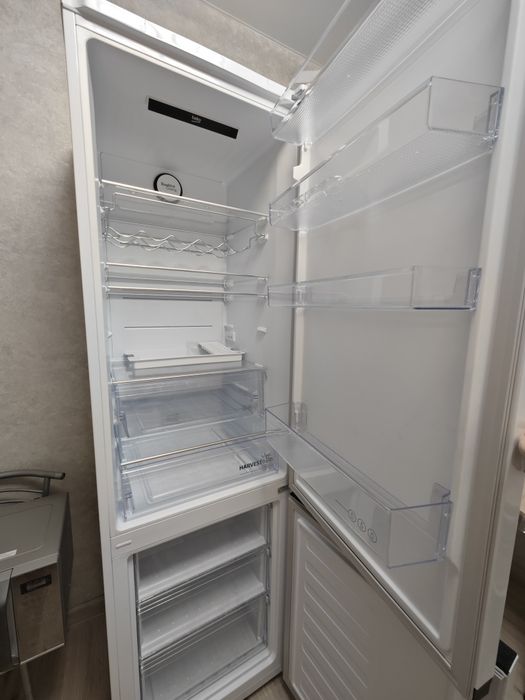 Продам холодильник Beko