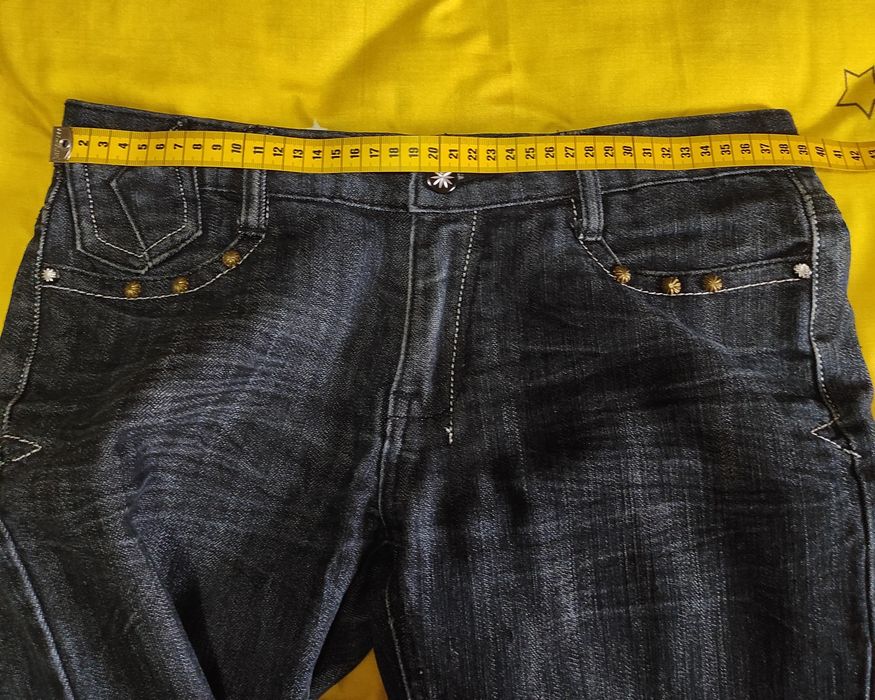 Blugi bleumarin marime 38