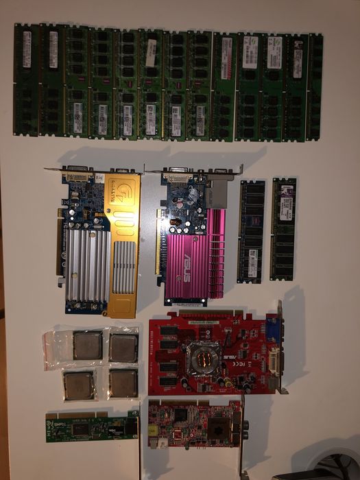 Componente PC functionale:Procesoare,Rami,Placi video,retea,Tv