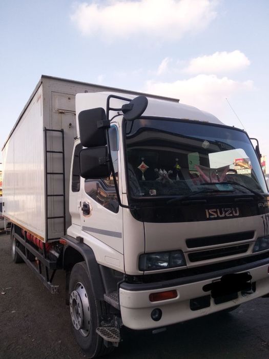 Isuzu 2022 yilli kraska toza