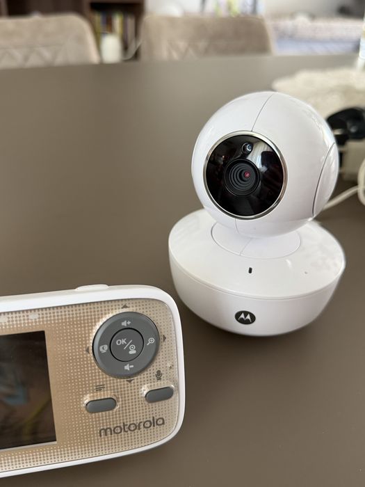Видео бебефон Motorola MBP669 connect