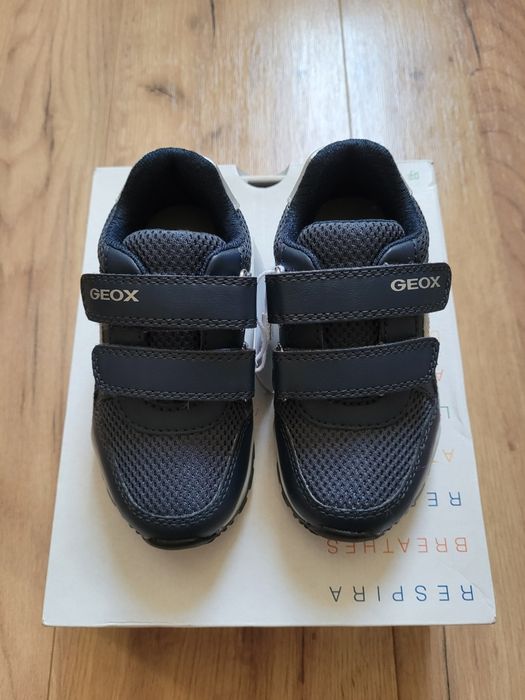 Ново!Детски обувки Geox-23н.