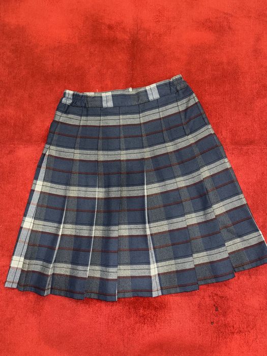 Бином форма продам юбку 32р