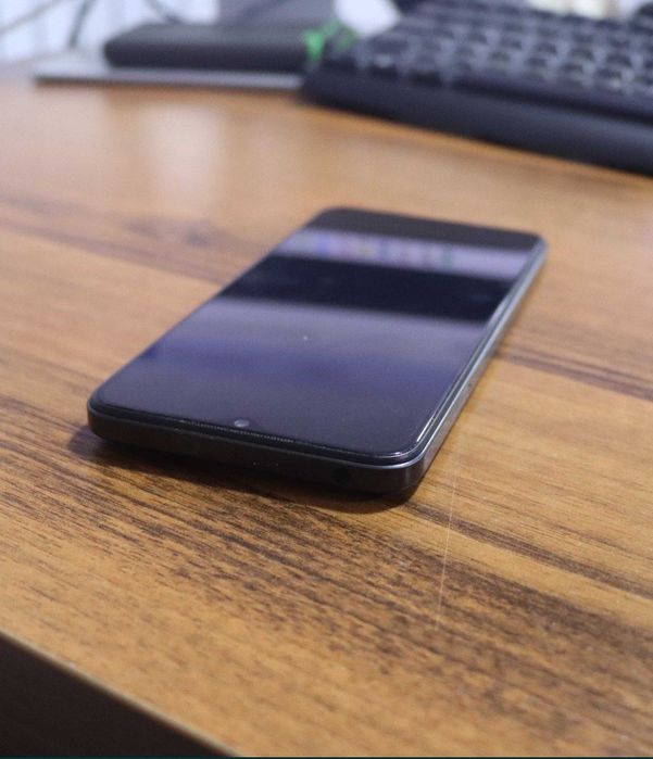 Redmi 11 e holt idyal