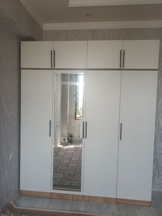 Shkaf sotiladi dastafka ustanovka bepul