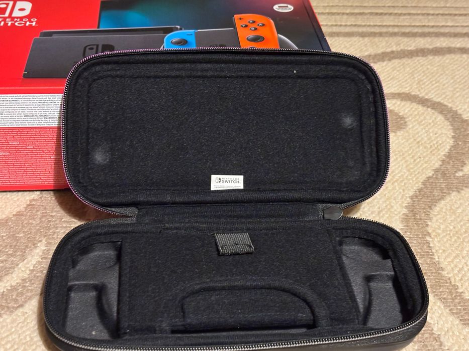 Nintendo Switch V2 + 128 GB + Zelda Controller + Бонус игра“.