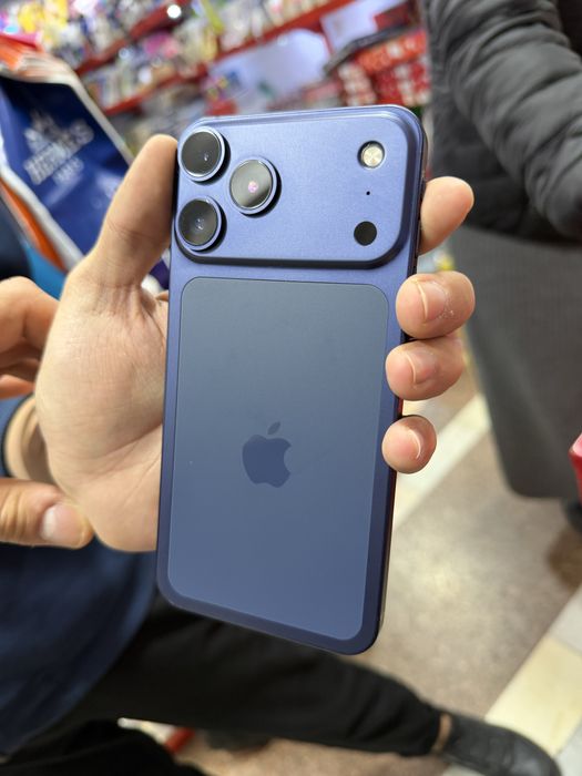 iPhone xs max 17 pro max