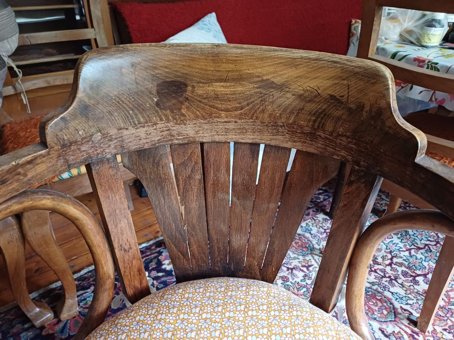 Ретро/старинни столове