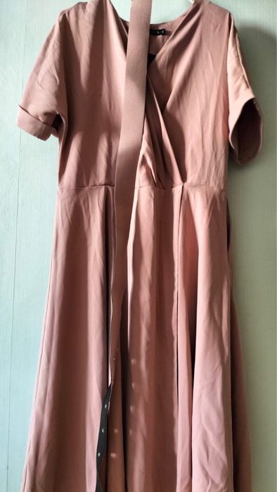 Одежды б/у, цена разные очень доступной цене