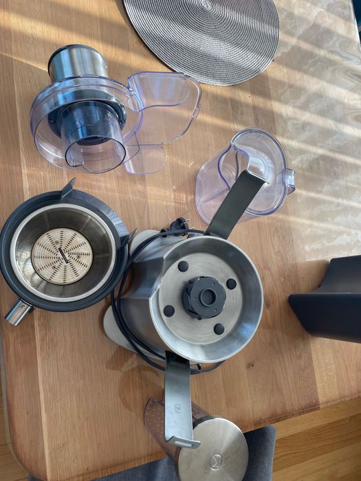 Сокоизстисквачка Kenwood JE 850 1500 W 1,5 л. за плозове и зеленчуци