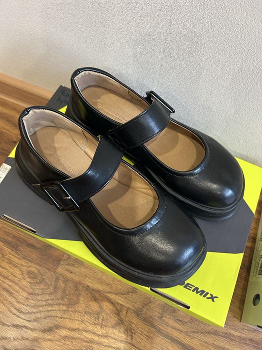 Продам Черные туфли