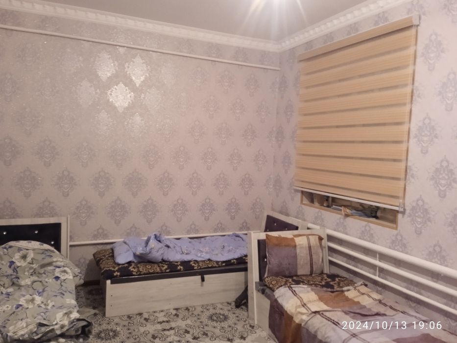 уи сотилади срочно 5 хонали