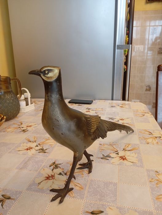 Fazan din bronz ,o piesă. rară , eleganță și rafinament ..
