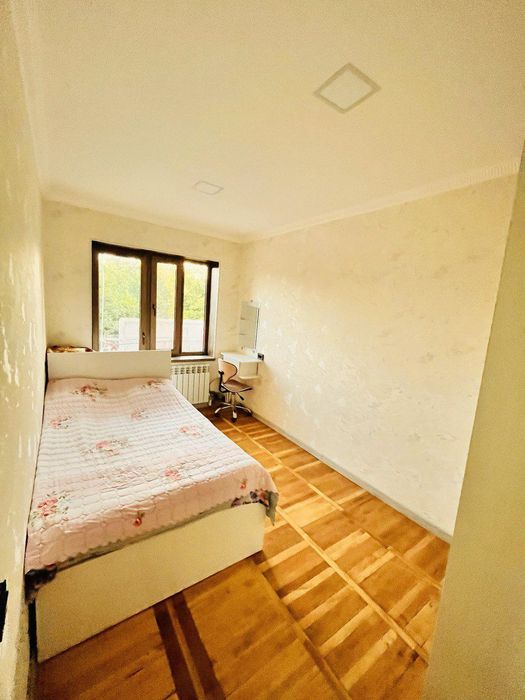 8-MКР 3-х комнатная 77-серия (кирпич) ЕВРО РЕМОНТ (Кредит)