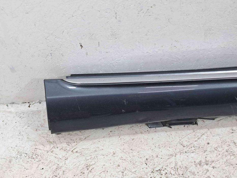 Prag lateral dreapta Mercedes Clasa C (W205) [Fabr 2014-prezent] 755 G