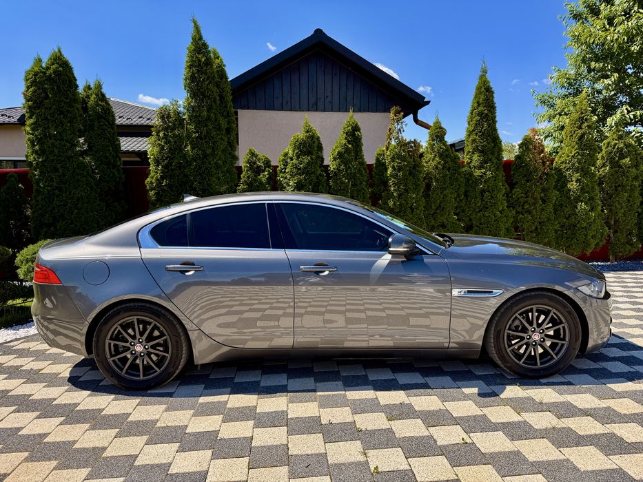 Vand Jaguar XE 2.0 D 164cp 2016 IMPECABIL!167.000km