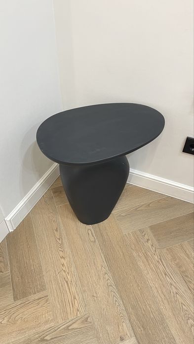 Продам черную тумбу!