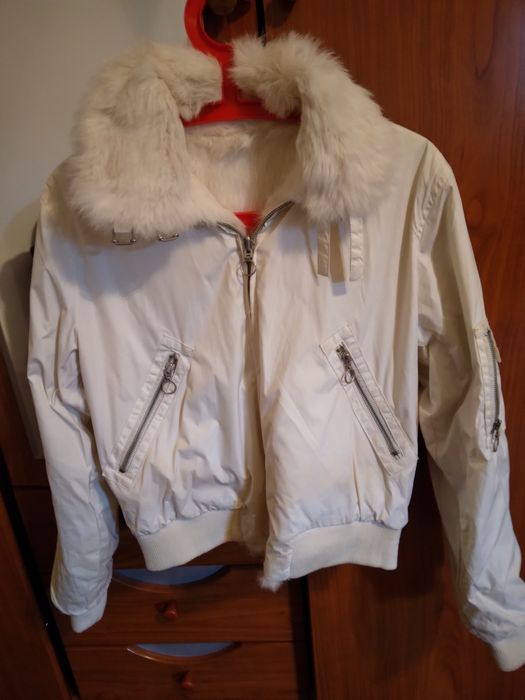 Scurta pt femei culoare alba