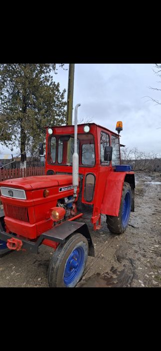 Tractor  Universal 445