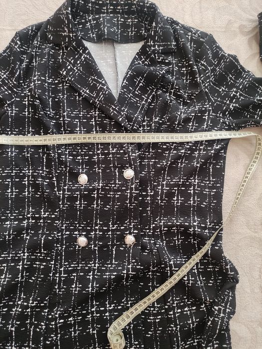 Дамски сако М/Л
М/Л/10лв.д
Без забележки.