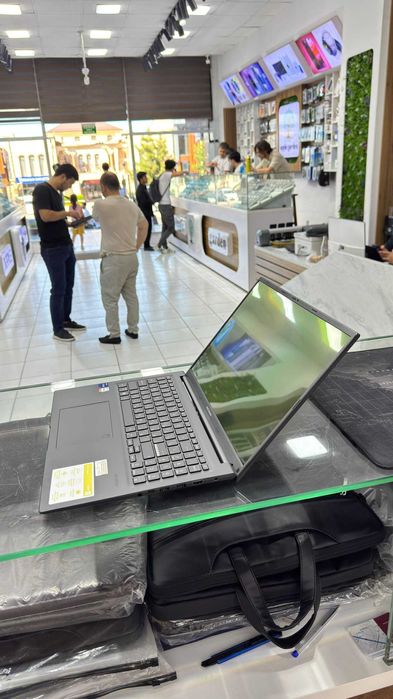 Asus Vivobook Oled