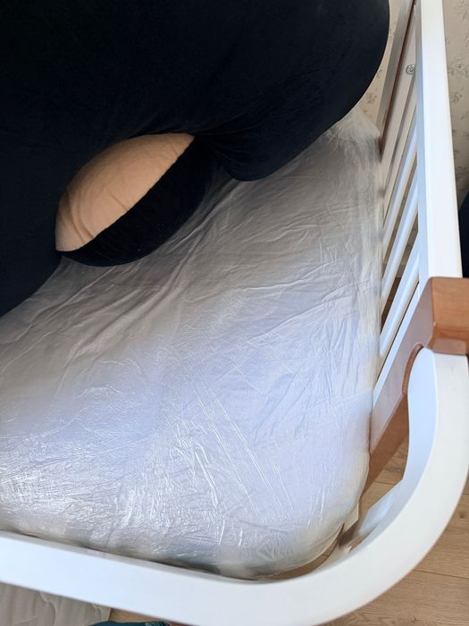 Продаем детскую кроватку