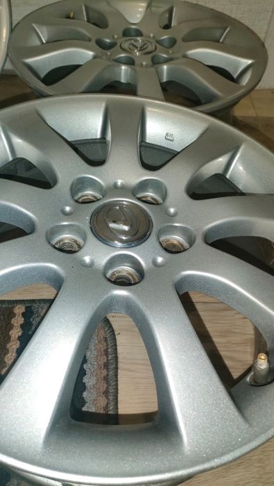 Продам диски R16 от Lexus ES300