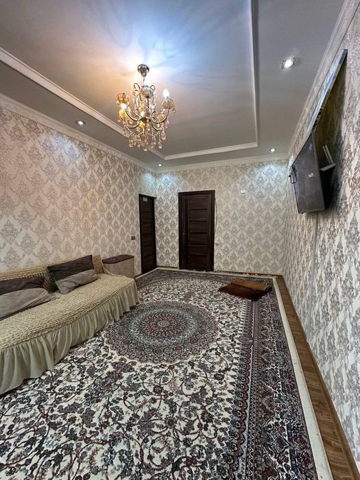 Продаётся двухкомнатная квартира Юнусабад 13