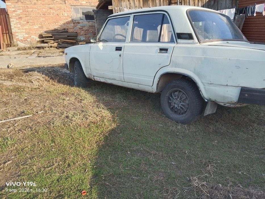 Продам ваз 2107.