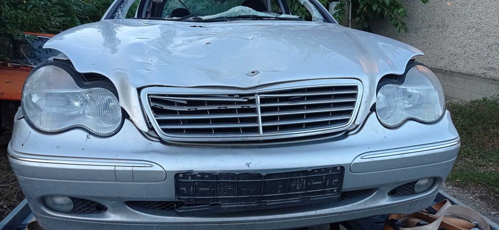 Mercedes C180 kompresor W203 143ph 2003 На Части