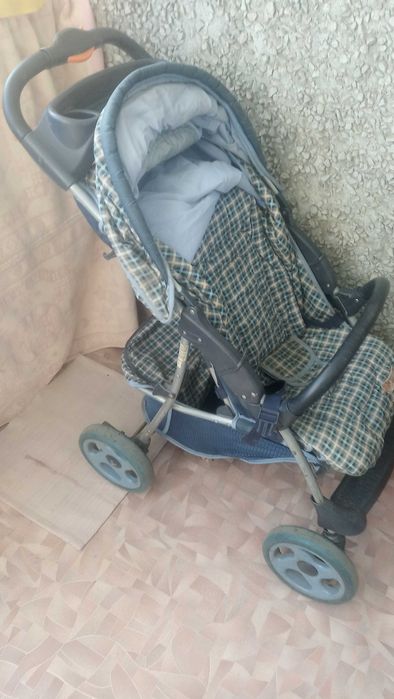 Коляска детская прогулочная