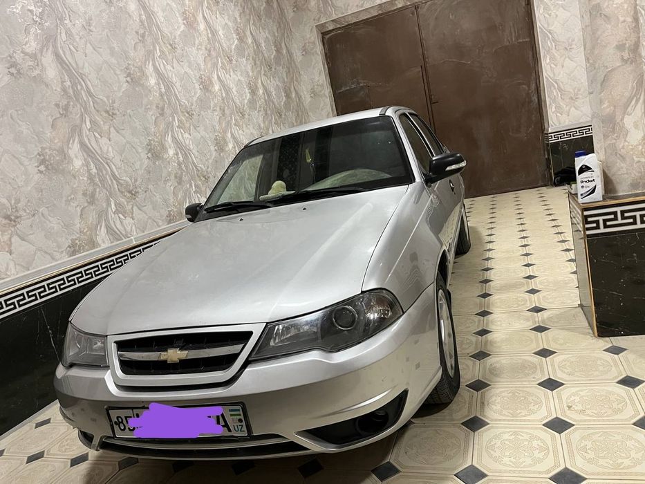 Nexia 2 srochni sotiladi