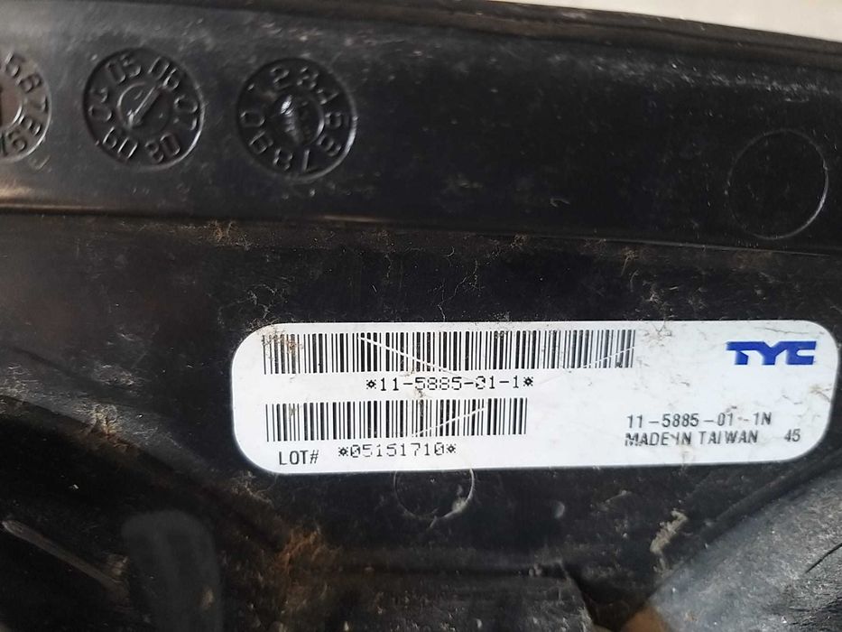 Stop tripla lampa dreapta jeep cherokee kj 115885011