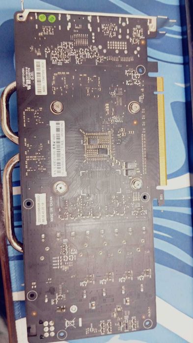 Видеокарта GTX 1060 6Gb
