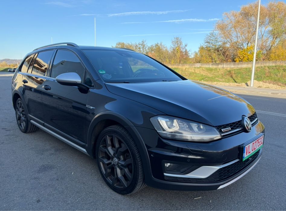 Vw Golf 7 Alltrack 2.0tdi 2016 DSG ACC Faruri Adaptive LED Panoramic