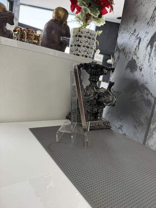 Vand iphone 16 pro de 256 gb baterie 100%