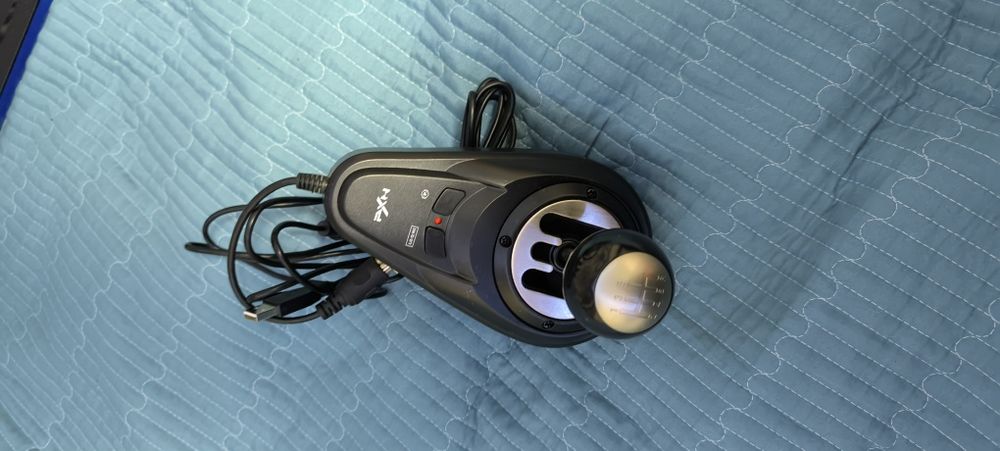 Продается Игровой руль PXN | V99