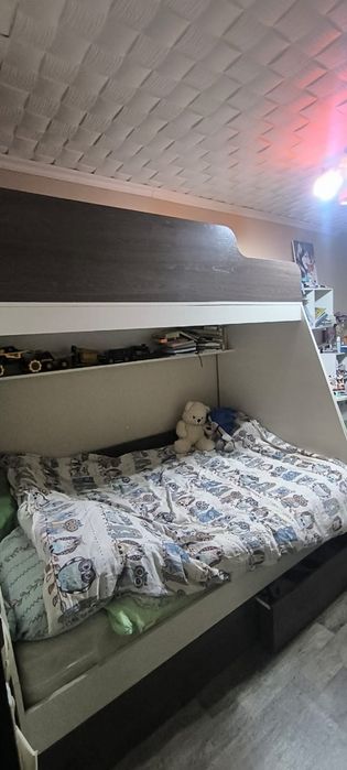 Двух ярусная кровать