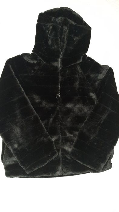 Geaca noua fara eticheta,varsta 13-14 ani