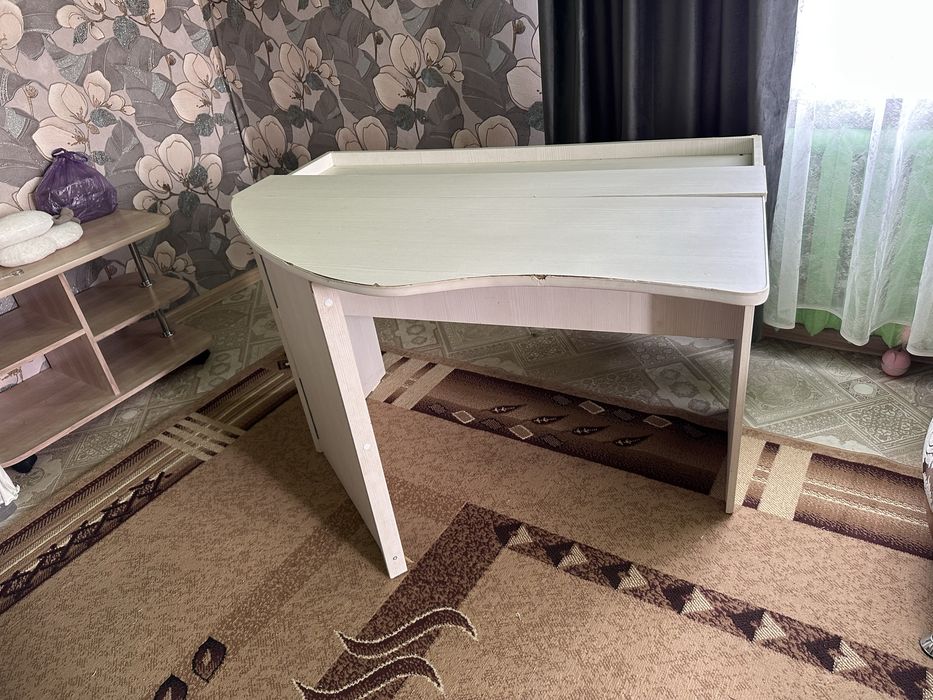 Продам стол складной