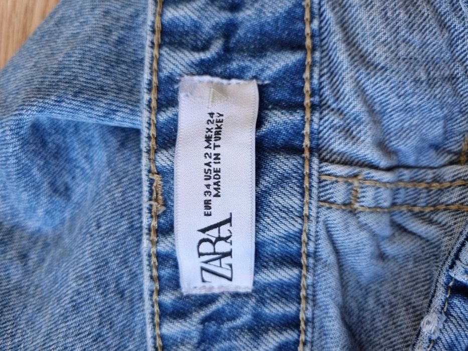 Срочно! Джинсы ZARA женские
Оригинал, отличное состояние