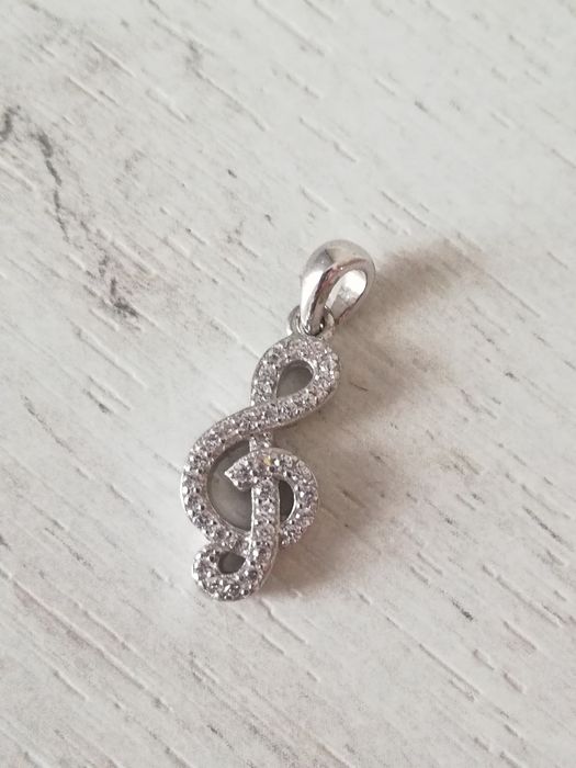 Новый серебряный кулон