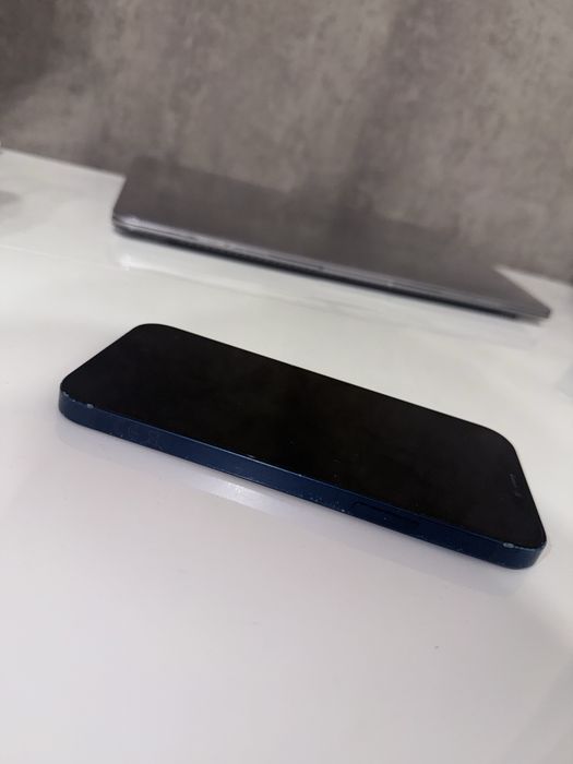 iPhone 12 синий 64 ГБ