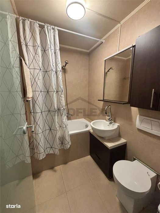 Apartament 3 camere zona medicina