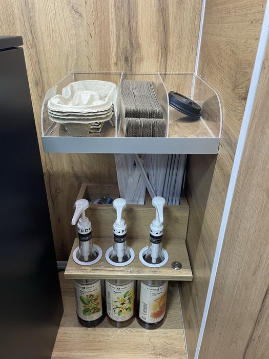 Кофеавтомат продам