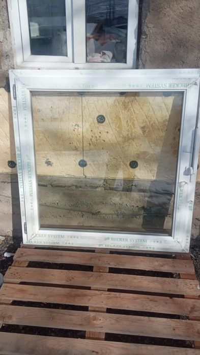 Продам окна  срочно срочно  для контейнеров