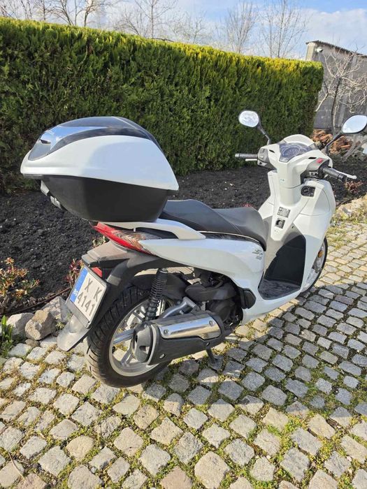 Honda SH 300i keyless