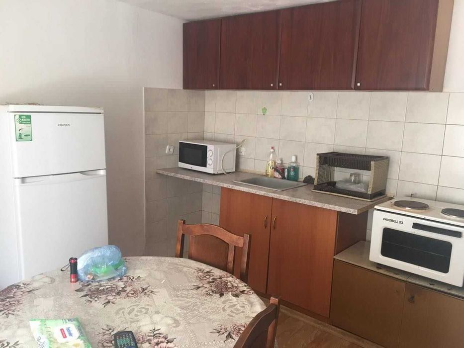 Дава се под наем Едностаен апартамент в Пловдив, Кършияка - 45 кв.м за 200 € - Снимка #2